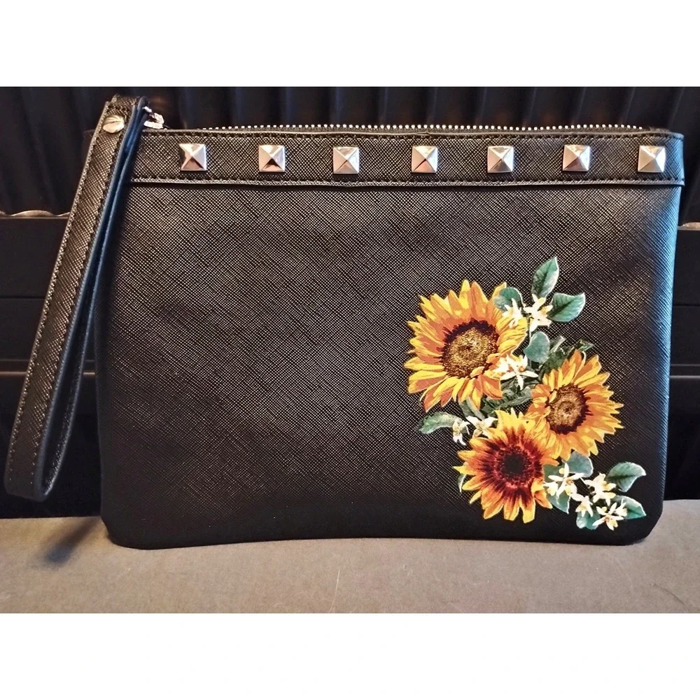 🌻NWT White House Black Market Sunflower Wristlet Clutch Bag travel festival y2k